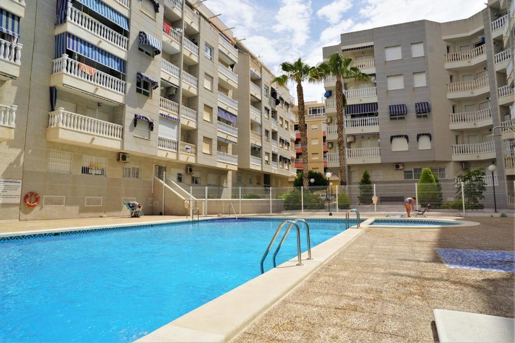 Mila Sloneczny Apartament W Torrevieja Centrum Esterno foto